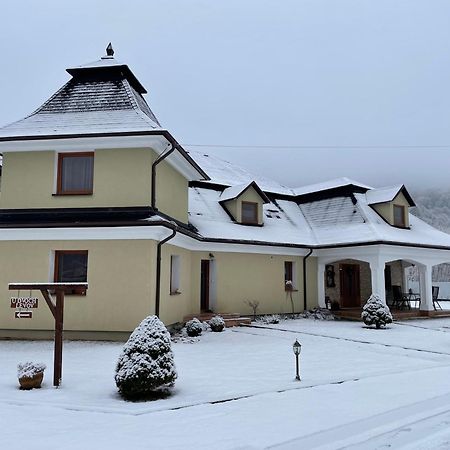 Penzion U Dvoch Levov Oravsky Podzamok Dış mekan fotoğraf
