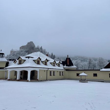 Penzion U Dvoch Levov Oravsky Podzamok Dış mekan fotoğraf