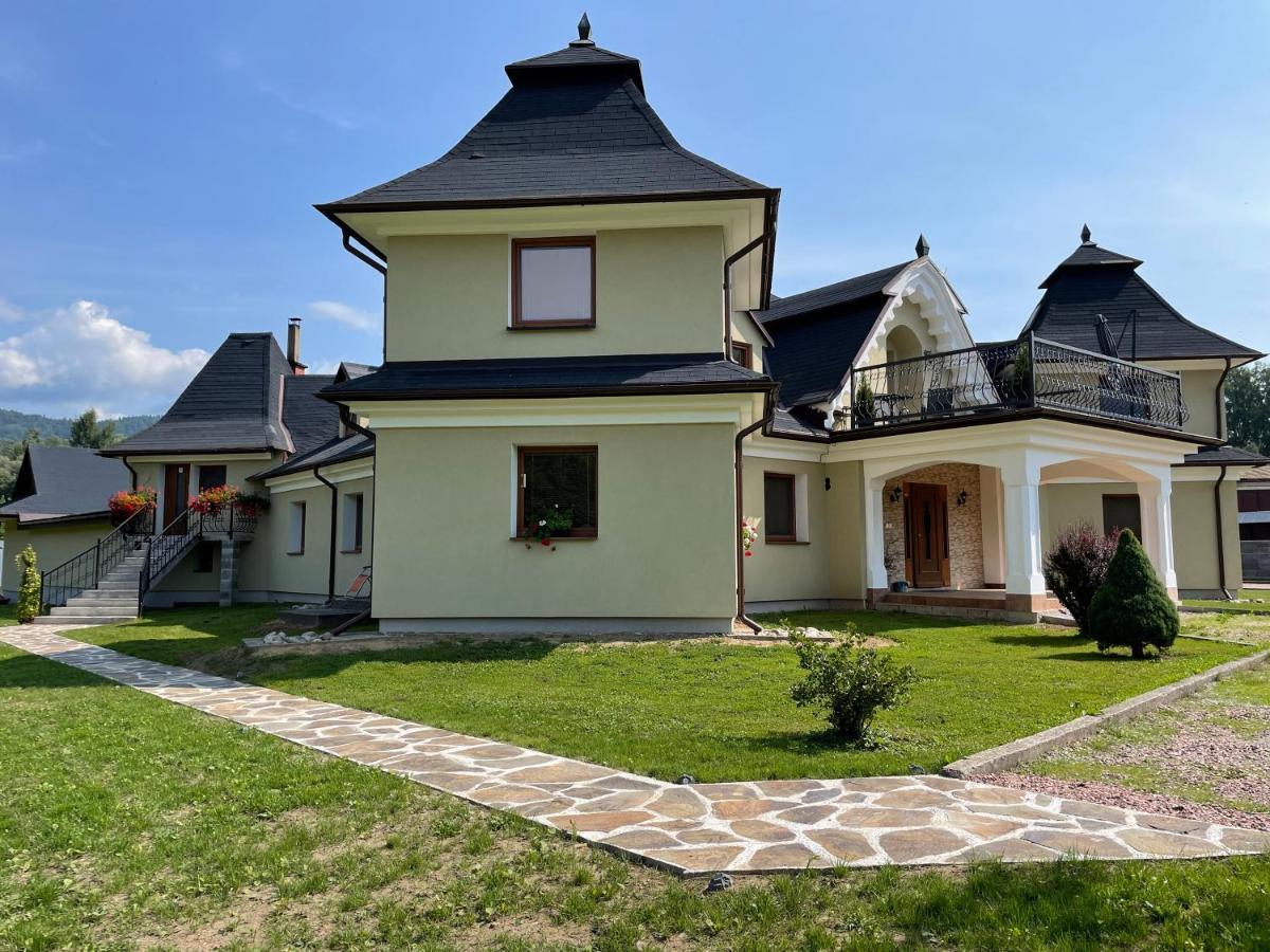 Penzion U Dvoch Levov Oravsky Podzamok Dış mekan fotoğraf