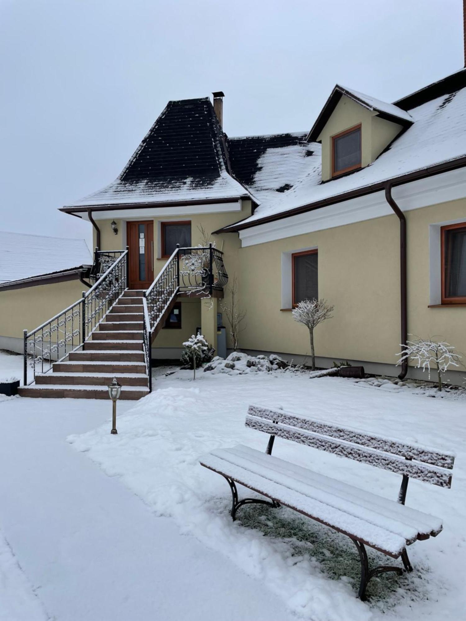 Penzion U Dvoch Levov Oravsky Podzamok Dış mekan fotoğraf